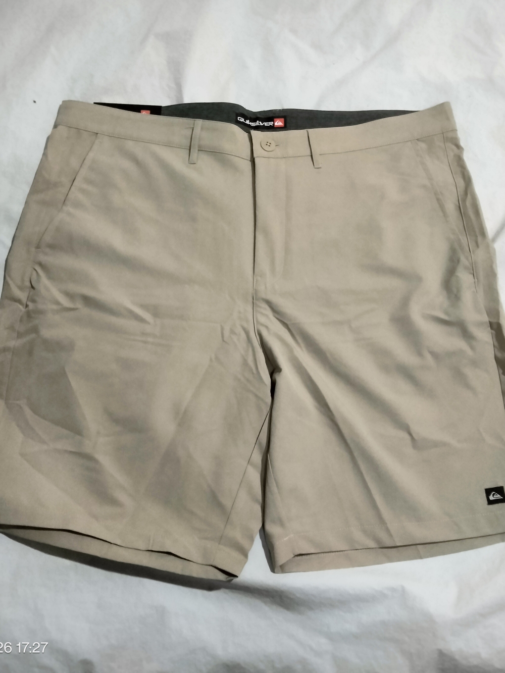 Quiksilver Men's Hybrid Shorts Size 38 Tan Khaki 9" Inseam Stretch UPF 50+ NWT